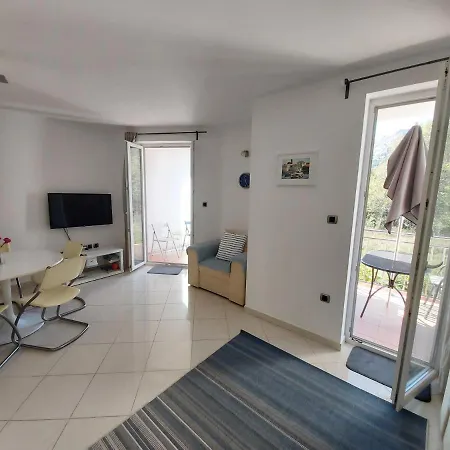 Lägenhet Nika, 4*, 2-bedroom, Barbecue Baška