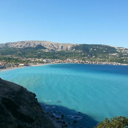 Nika, 4*, 2-bedroom, Barbecue Apartment Baška